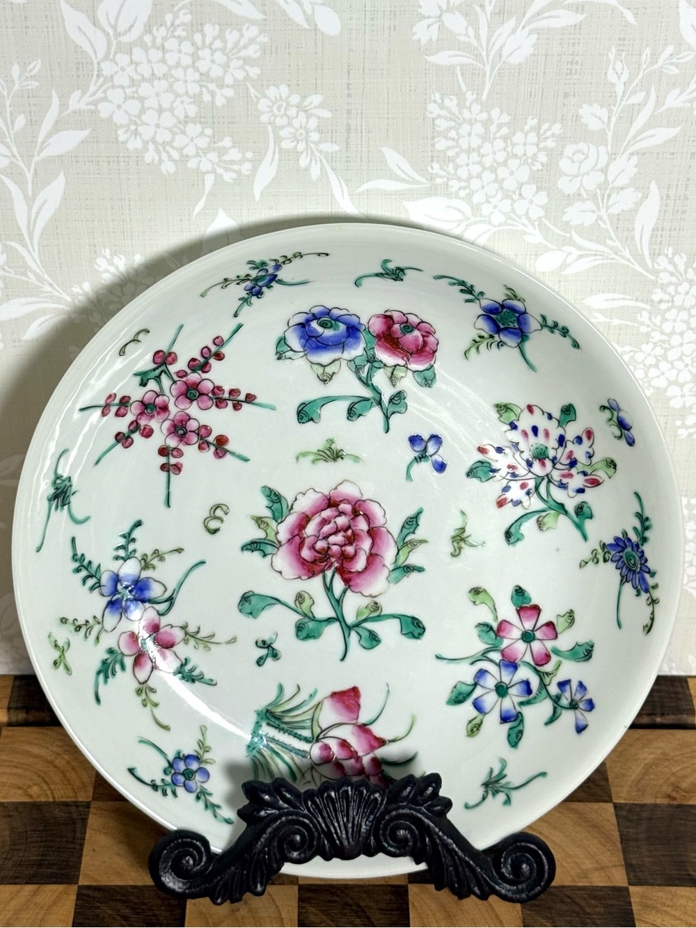 Chinese Hand Painted Floral Porcelain Bowl